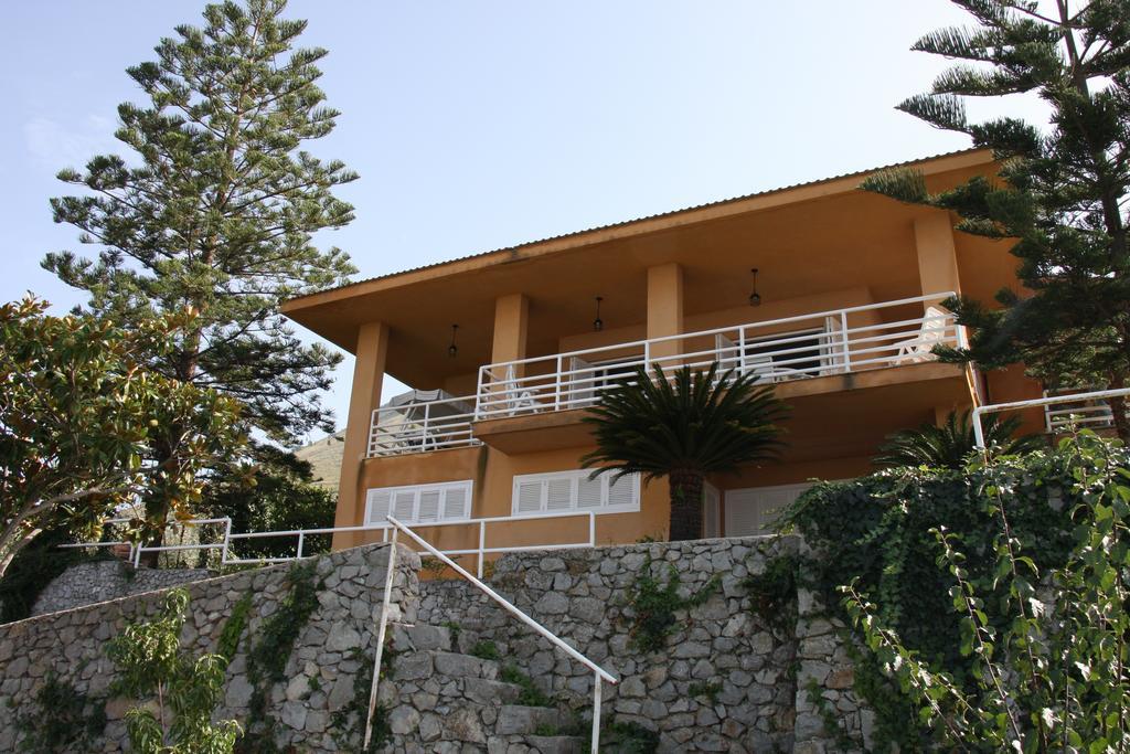 Lomarchi Holiday Home Carini Kültér fotó