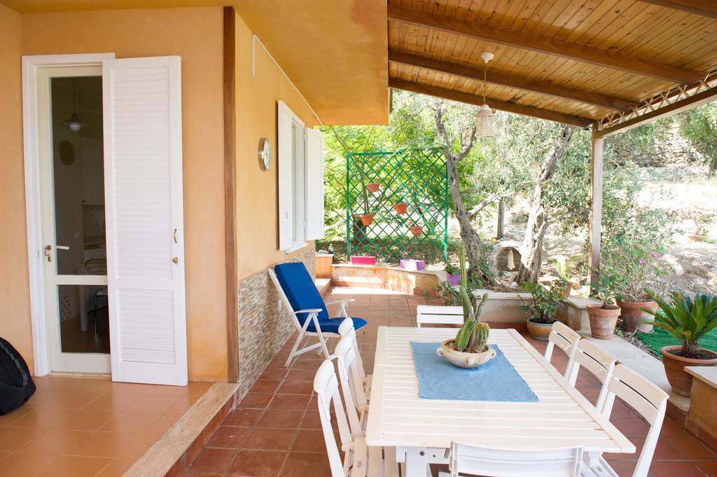 Lomarchi Holiday Home Carini Kültér fotó